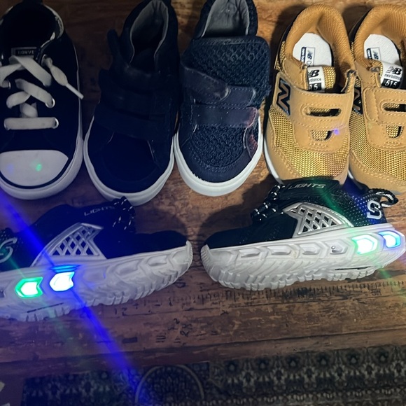 Toddler Tennis Shoes Bundle of 5 - Picture 8 of 13